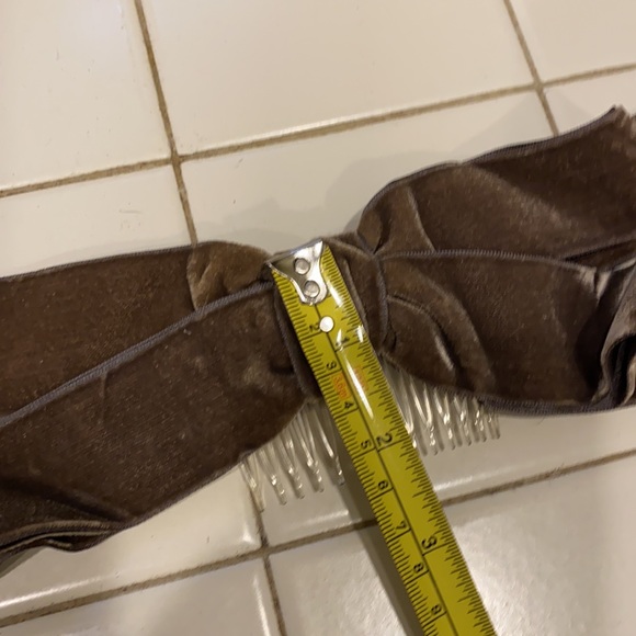 Montaldo’s velour hat decor (hat) - Picture 8 of 8